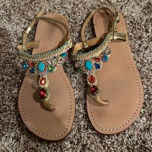 Mystique sandal Size 9